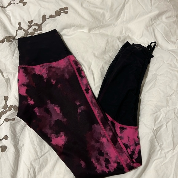 lululemon athletica Pants & Jumpsuits 2 Lululemon Leggings With